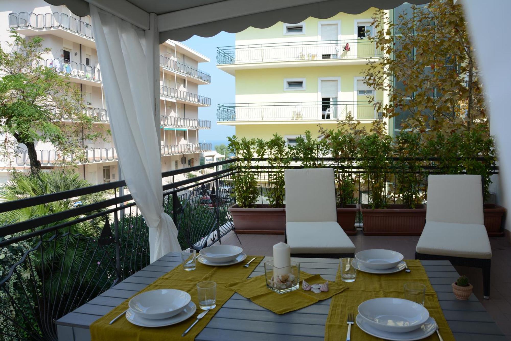 Graziella Residence Appartamenti Gabicce Mare Luaran gambar